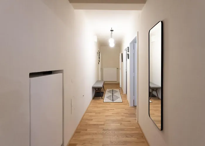 Apartamento Chic 1-bed By Canal Walk To Historic Centre *