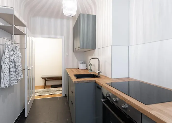 Chic 1-bed By Canal Walk To Historic Centre Apartamento Viena