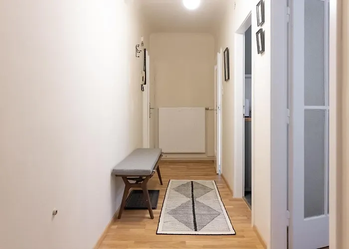 Apartamento Chic 1-bed By Canal Walk To Historic Centre *