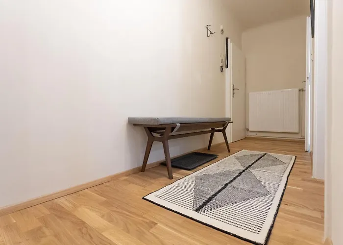 Apartamento Chic 1-bed By Canal Walk To Historic Centre *